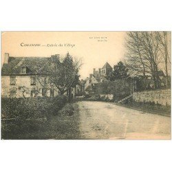 carte postale ancienne 03 COULEUVRE. Entrée du Village