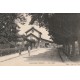 51 ANGLURE. Avenue de la Gare animation avec attelage 1918