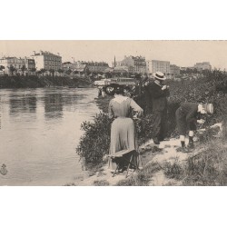 94 MAISON ALFORT. Ouverture de la Pêche et Péniche lavoir