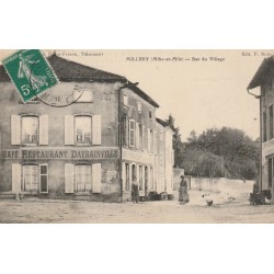 54 MILLERY. Bas du Village Café Restaurant Davrainville