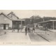 44 LE CROISIC. Cheminots à la Gare et le Mont Esprit
