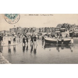 62 BERCK-PLAGE. Enfants tirant une barque à la Plage et les Villas 1907