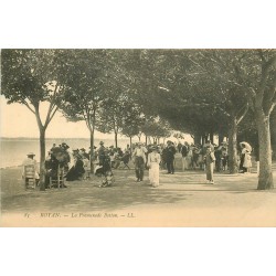 10 cpa 17 ROYAN. Promenade Botton, Bd Saint-Georges, Bateau Estacade, Plage et Casino