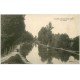 carte postale ancienne 18 COURS-LES-BARRES. Le Canal. Péniche tirée par Chevaux
