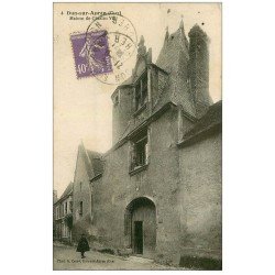 carte postale ancienne 18 DUN-SUR-AURON. Maison de Charles VII 1938 avec écolier