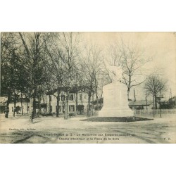 52 SAINT-DIZIER. Monument aux Bragards Place de la Gare