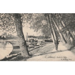 92 SURESNES. Yacht et barques bords de Seine