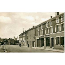 57 DELME. Papeterie Mercerie Rue Poincaré 1959
