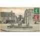 carte postale ancienne 18 HENRICHEMONT. Fontaine Place Henri IV et Rue Victor-Hugo. Grand Café Morin