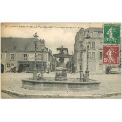 carte postale ancienne 18 HENRICHEMONT. Fontaine Place Henri IV et Rue Victor-Hugo. Grand Café Morin