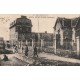 29 PRIMEL-TREGASTEL. Hôtel de la Plage bien animé1923