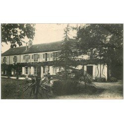 carte postale ancienne 18 SAINT-DOULCHARD. Château de Briou avec Enfants au Jardin 1923
