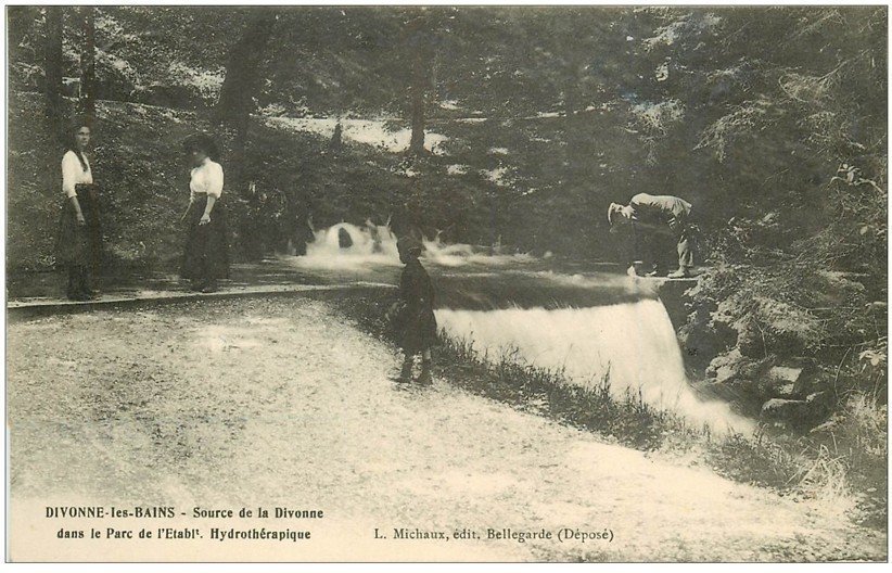 carte postale ancienne 01 Divonne-les-Bains. Parc Hydrothérapique Source de la Divonne 1914