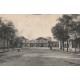 52 CHAUMONT. La Gare et lavandière avec brouette 1908