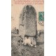 50 SAINT-PIERRE-EGLISE. Longue Pierre Menhir 1910