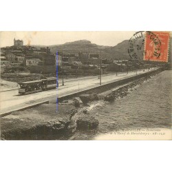 2 cpa 13 MARSEILLE. Tramway sur Bonneveine Massif de Marseilleveyre et le Marseillais avec Gascon
