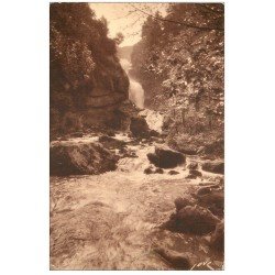 carte postale ancienne 19 GIMEL Cascades. La Grande Cascade 1946