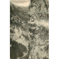 2 Cpa 73 SAINT-PIERRE-D'ENTREMONT. Le Guiers et le Tunnel du Frou route des Echelles