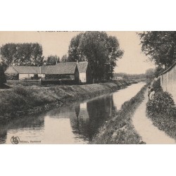 59 VIEUX-CONDE. Personnages sur le Chemin des Prés sur le Canal du Jard 1921
