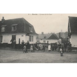 62 ANVIN. Cyclistes Avenue de la Gare