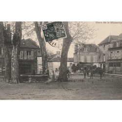 58 SAINT-BENIN-D'AZY. Bijouterie et Café du Midi Place de la République 1931
