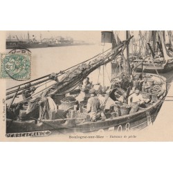 62 BOULOGNE-SUR-MER. Bateaux de Pêche vers 1900. Métiers de la Mer