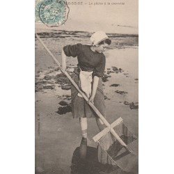 17 ILE DE RE. La Pêche à la Crevette