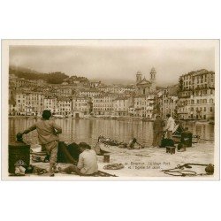 carte postale ancienne 20 BASTIA. Pêcheurs au Vieux Port et Eglise Saint-Jean. Carte Photo émaillographie