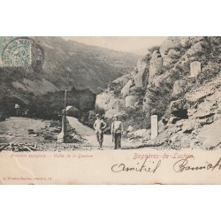 31 BAGNERES-DE-LUCHON. Frontière espagnole avec Douanier Vallée de la Garonne 1906