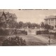 03 NERIS-LES-BAINS TERRASSE. Les Villas avec jeune vendeur de journaux 1935