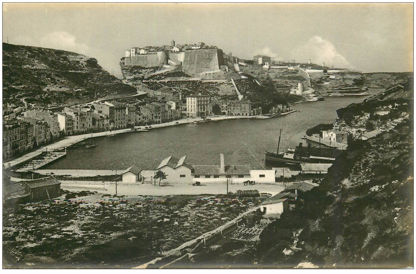 Fichier:Bonifacio calade.jpg - Wikipédia