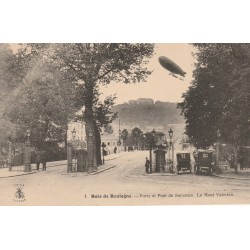 92 BOIS DE BOULOGNE. Octroi Porte et Pont de Suresnes aéronef sur le Mont Valérien