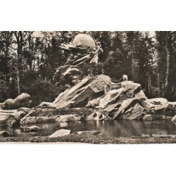 BERNE. Monument Union Postale universelle 1952
