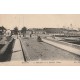 03 MOULINS. La Madeleine et le Quartier Villars attelages sur le Pont
