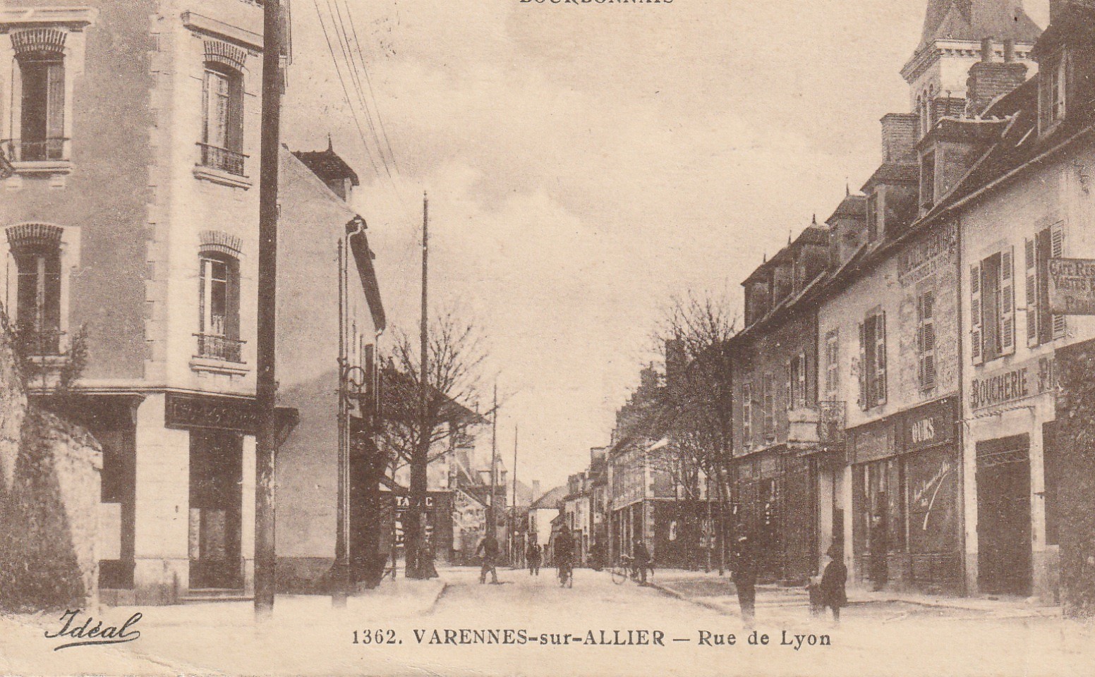 03 VARENNES-SUR-ALLIER. Boucherie et cafés Rue de Lyon 1924