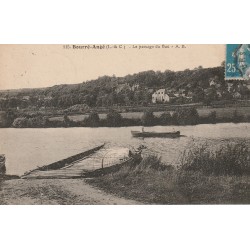 41 BOURRE-ANGE. Le passage du Bac 1921