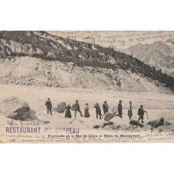 74 CHAMONIX. Traversée de la Mer de Glace Hôtel du Montanvert et Restaurant du Chapeau 1905