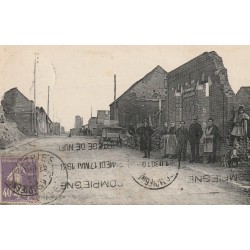 80 MONS-EN-CHAUSSEE. Voiture décapotable Route d'Amiens à Saint-Quentin 1930