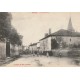 54 SERRES. Vue intérieure du Village animation