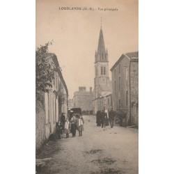 79 LOUBLANDE. Rue Principale animée