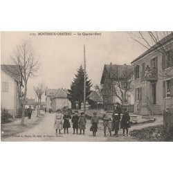 68 MONTREUX-CHATEAU. Ecoliers au Quartier Neuf 1918