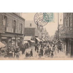 62 BERCK-PLAGE. Café et Librairie Rue Carnot grosse animation 1905