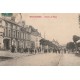 91 MARCOUSSIS. Grosse animation avec écoliers à l'Entrée du Pays 1906