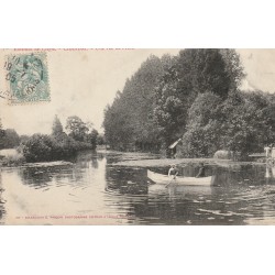 61 CHANDAI. Une vue de l'Iton avec rameurs et Jardiniers 1905