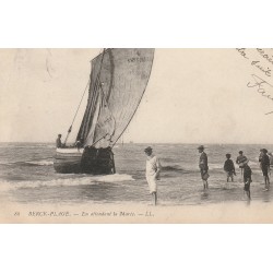 62 BERCK PLAGE. Bateau de Pêcheurs attendant la Marée 1905
