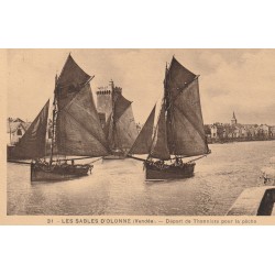 85 LES SABLES D'OLONNE. Départ de Thonniers pour la Pêche 1938