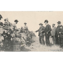 47 MEZIN LOUPILLON. Fallières Président de la République dans son Vignoble. Vignerons, vins et vignes