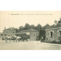 93 ROMAINVILLE. Ecuries de la Ville de Paris, Entrée des voitures et les bureaux