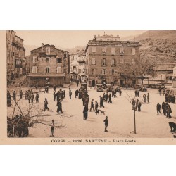 20 SARTENE. Voitures anciennes Place Porta