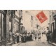 47 MEZIN. Grosse animation devant la Librairie "Laponterique" Rue du Peyron
